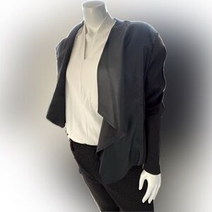 NWOT‎ Women’s edyson black faux leather and knit 
jacket / blazer w/ pockets XXL